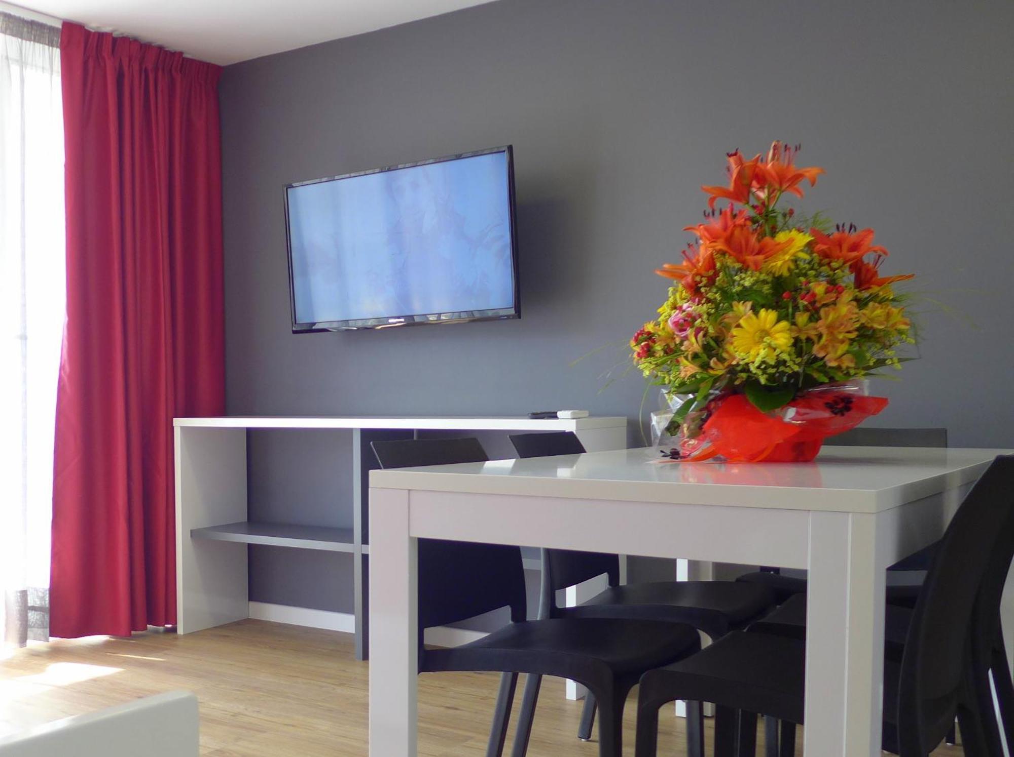 Rentalmar Navarra Family Suites Σαλού Δωμάτιο φωτογραφία